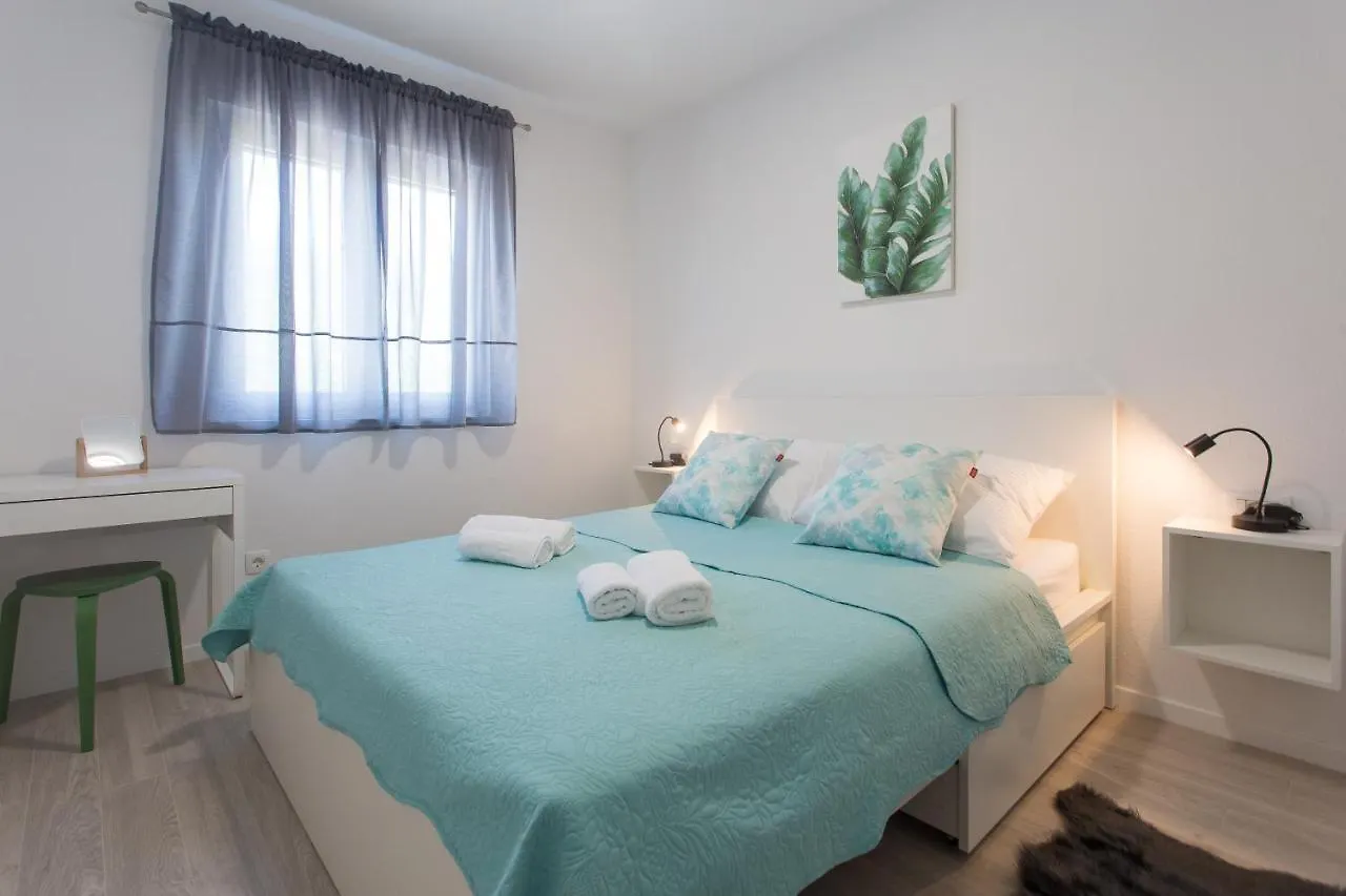 Apartment Ferienwohnung Delminium Kaštela