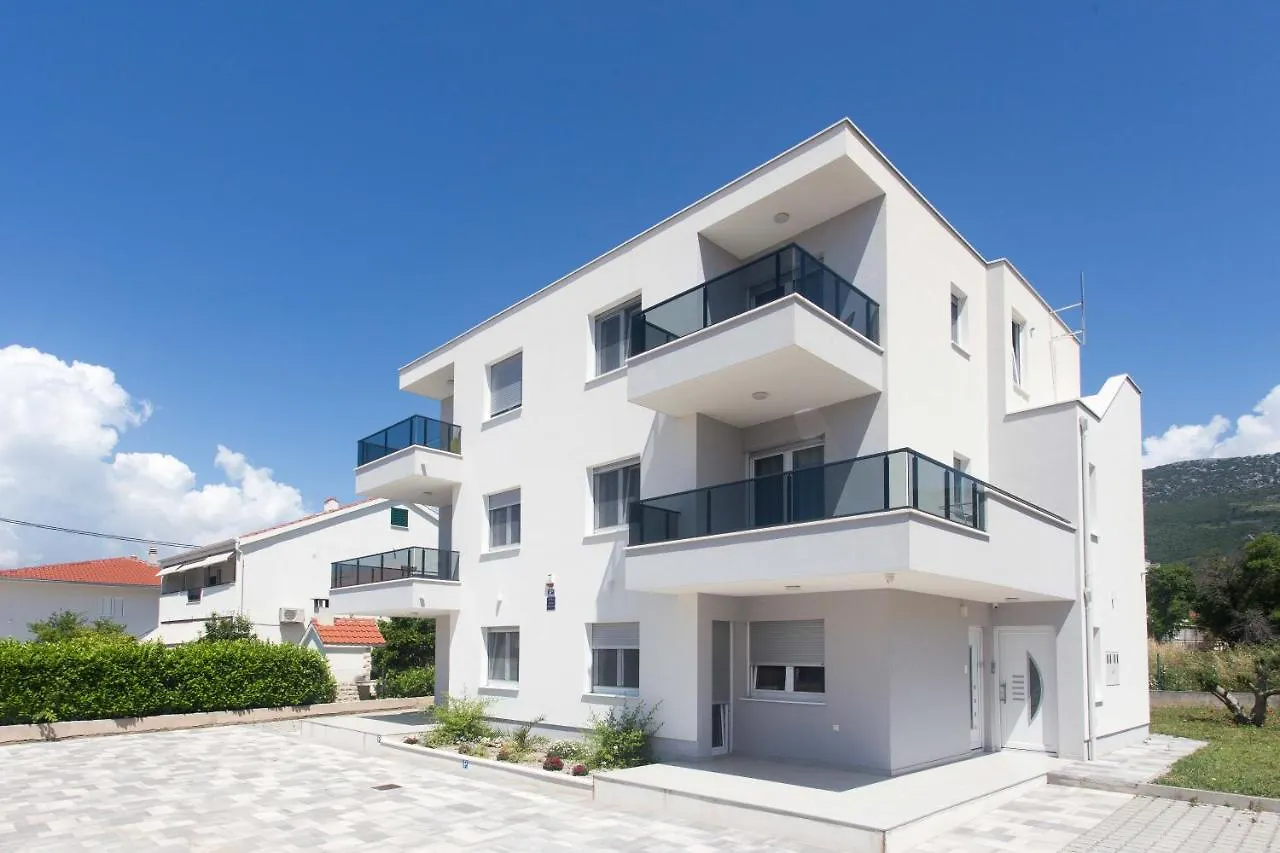 Ferienwohnung Delminium Kaštela Apartment